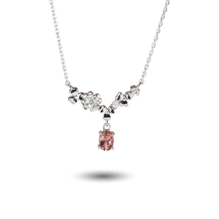 clover necklace axora wb