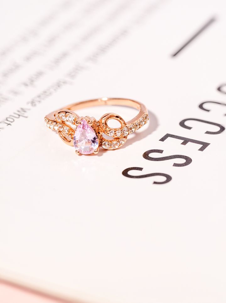 pink sapphire axora