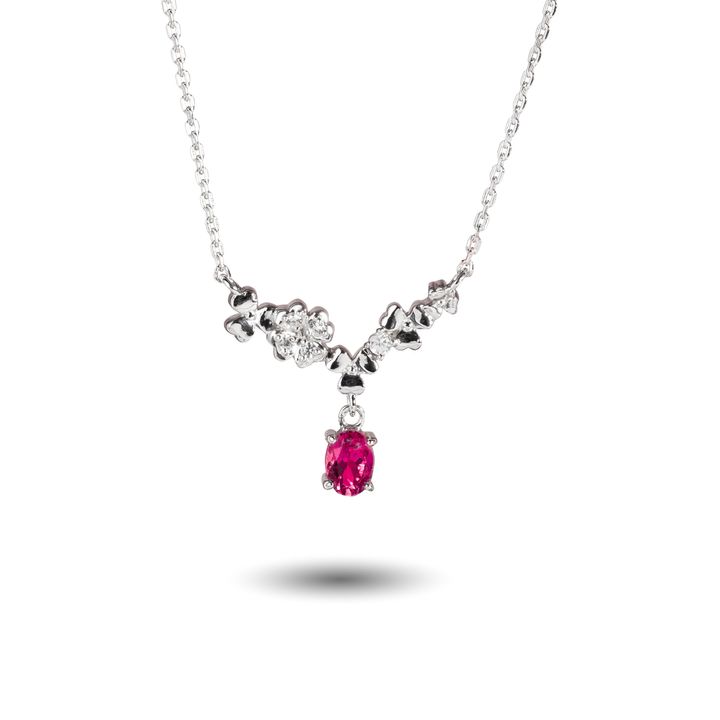 clover Ruby necklace