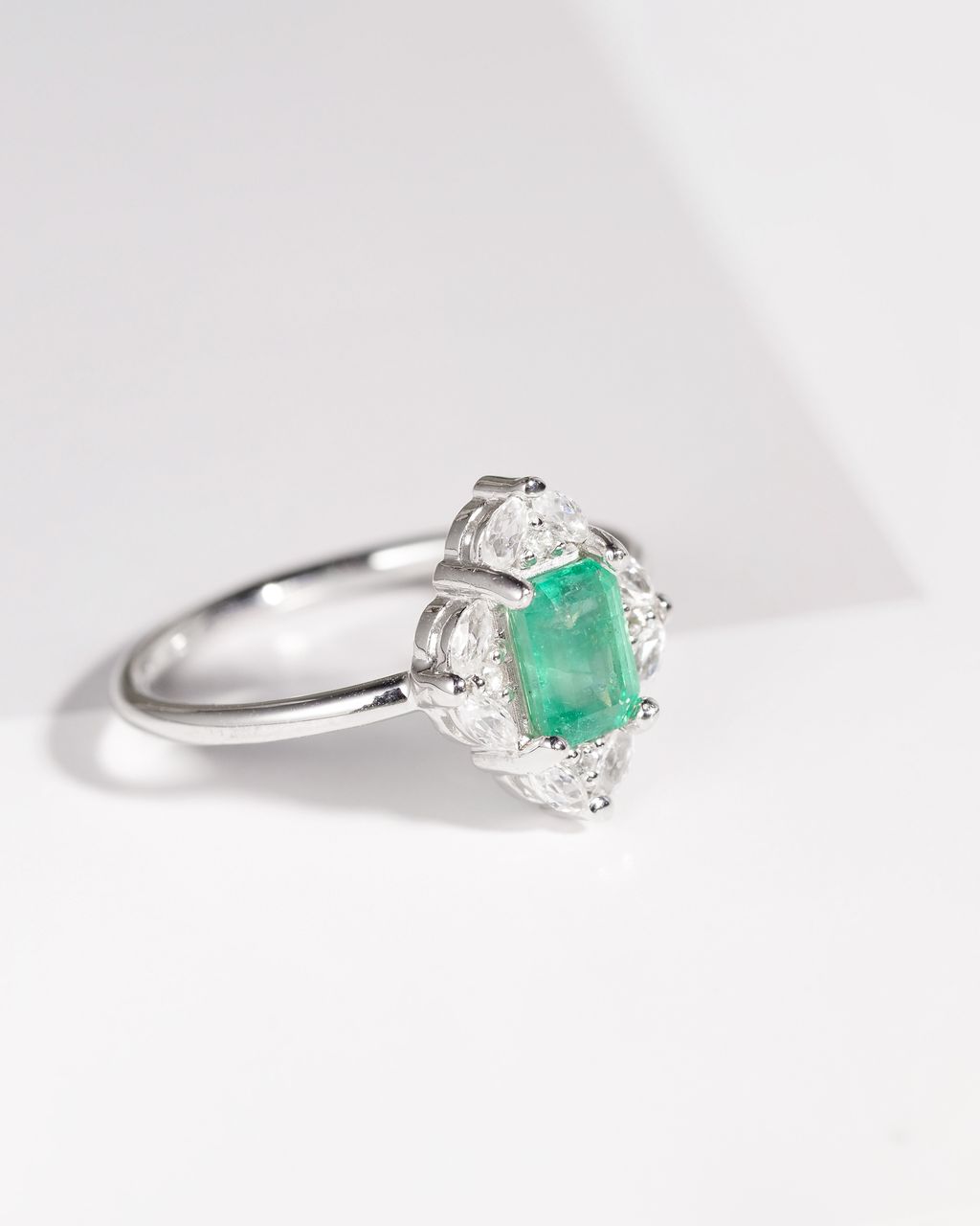 emerald ring 1