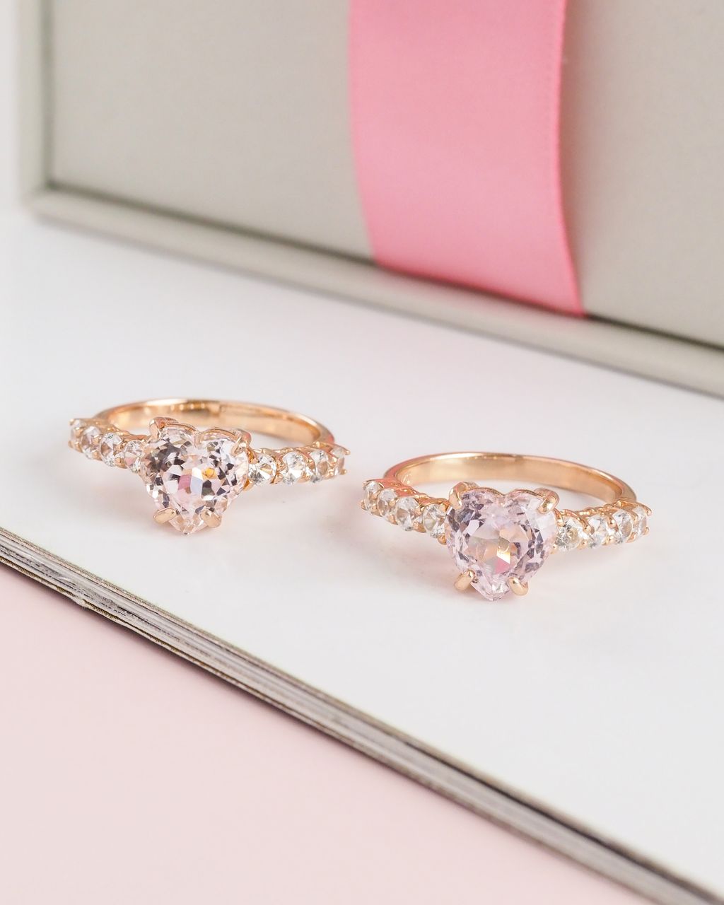AXORA kunzite set2