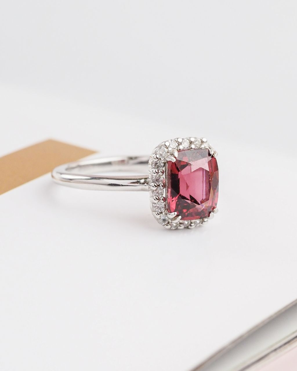 Axora rhodolite ring2