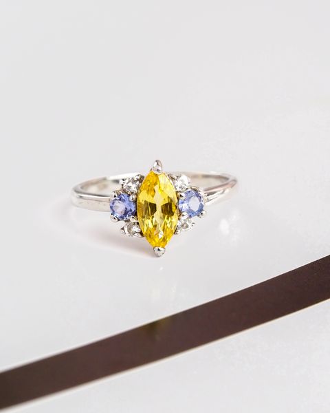 Axora yellow sapp