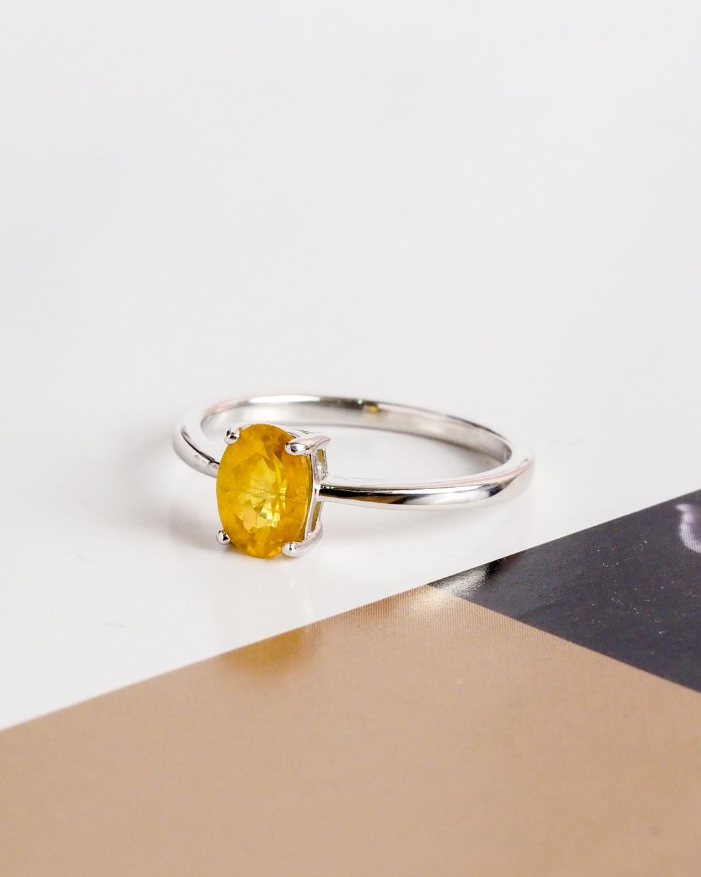 Axora oval yellow sapphire