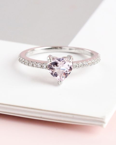 axora heart ring