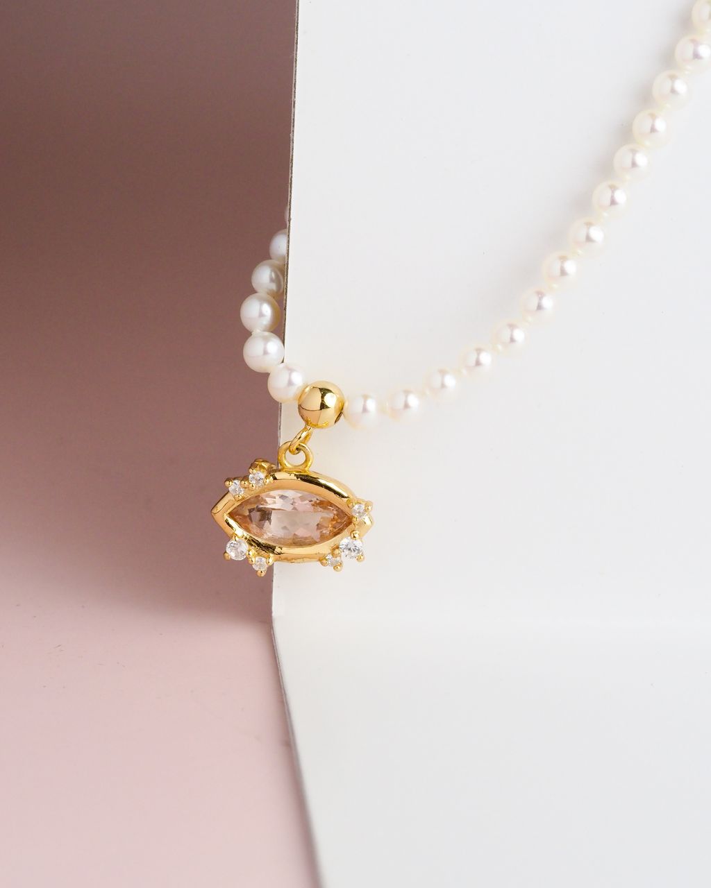 AXORA Pearls