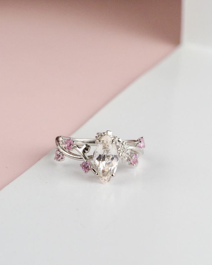 clover ring