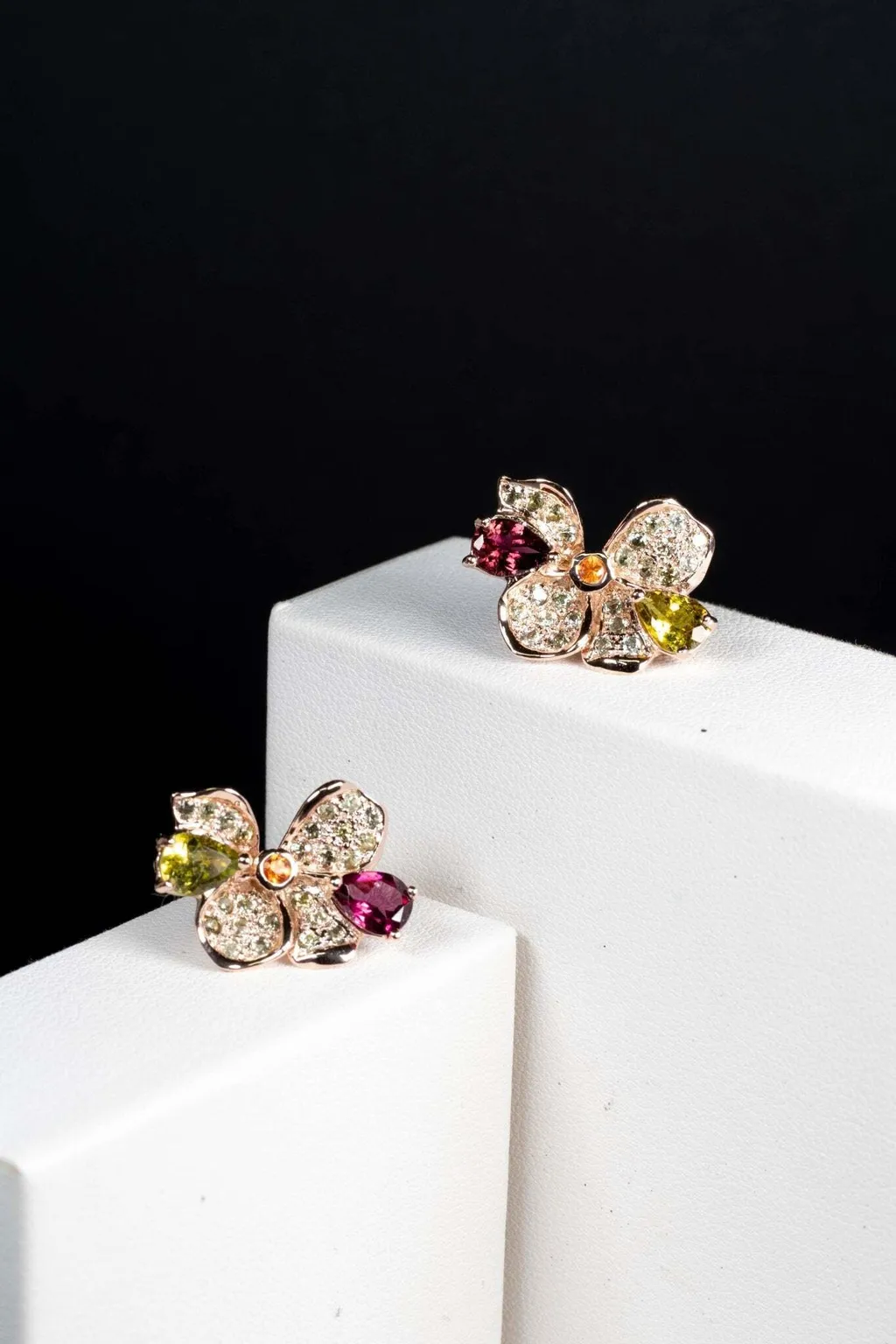 tourmaline-and-green-sapphire-dew-earrings-447443
