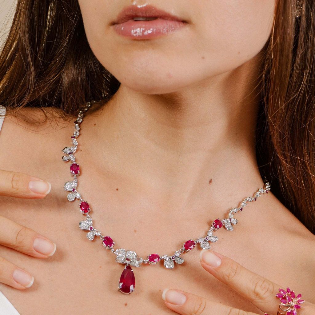 dew-ruby-necklace-876382