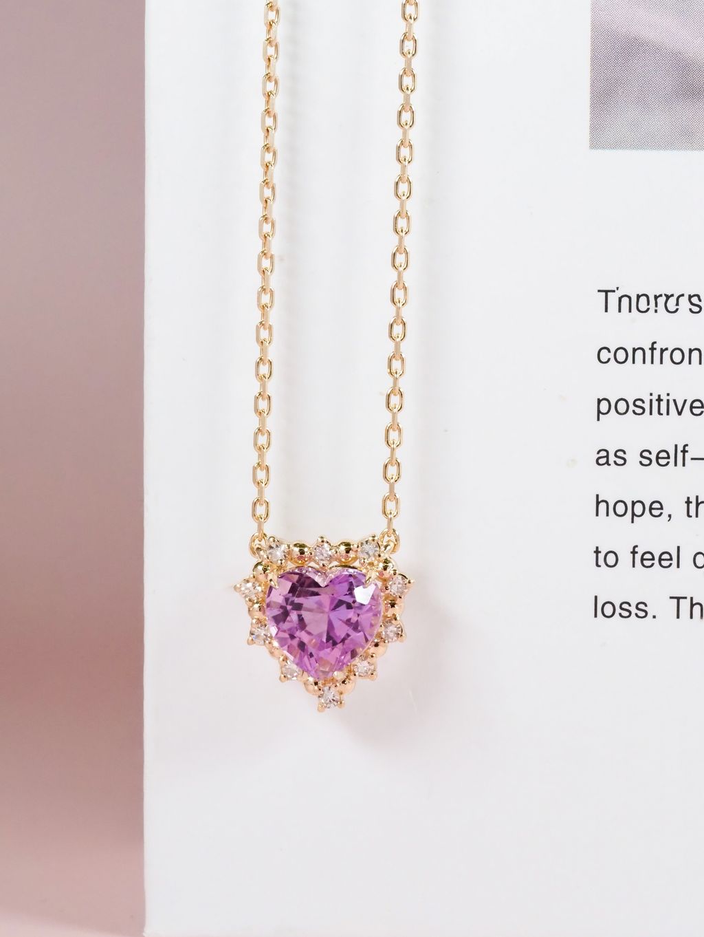 Axora Jewellery Amore Kinzite 9K gold necklace front view