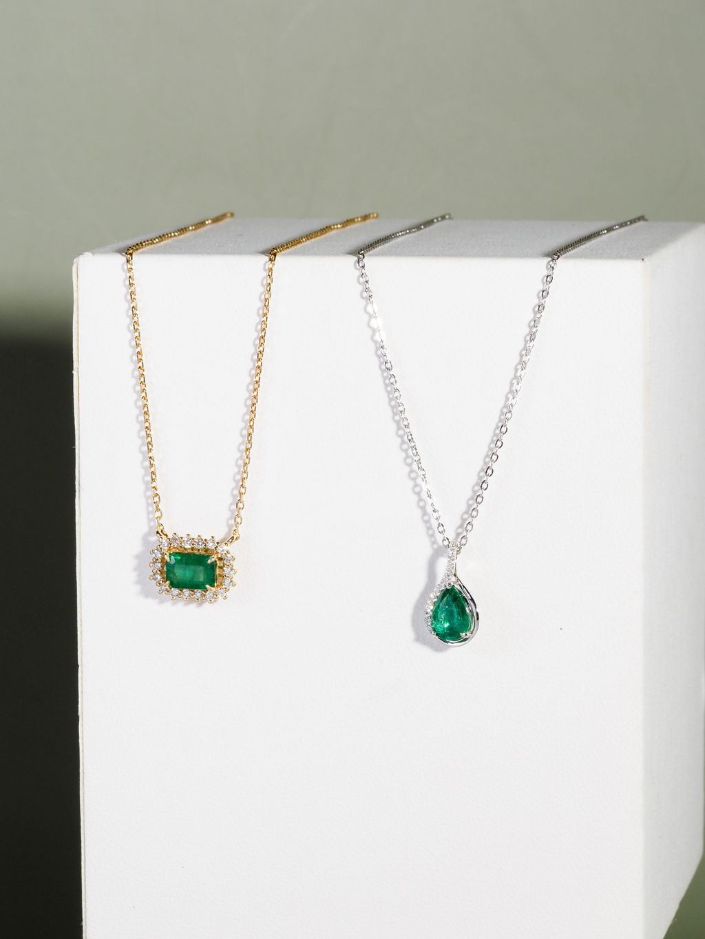 Emerald necklac4