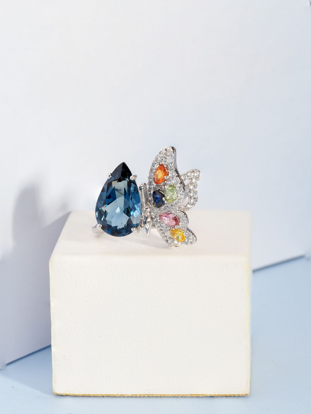 Blue topaz Butterfly4