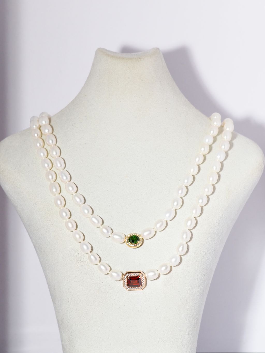 pearl necklace chrome diopside axora jewellery front