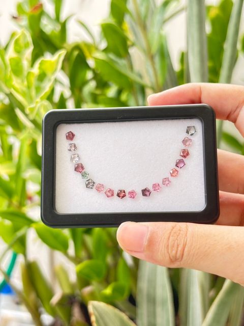 Spinel 6.8 ct SPU0006