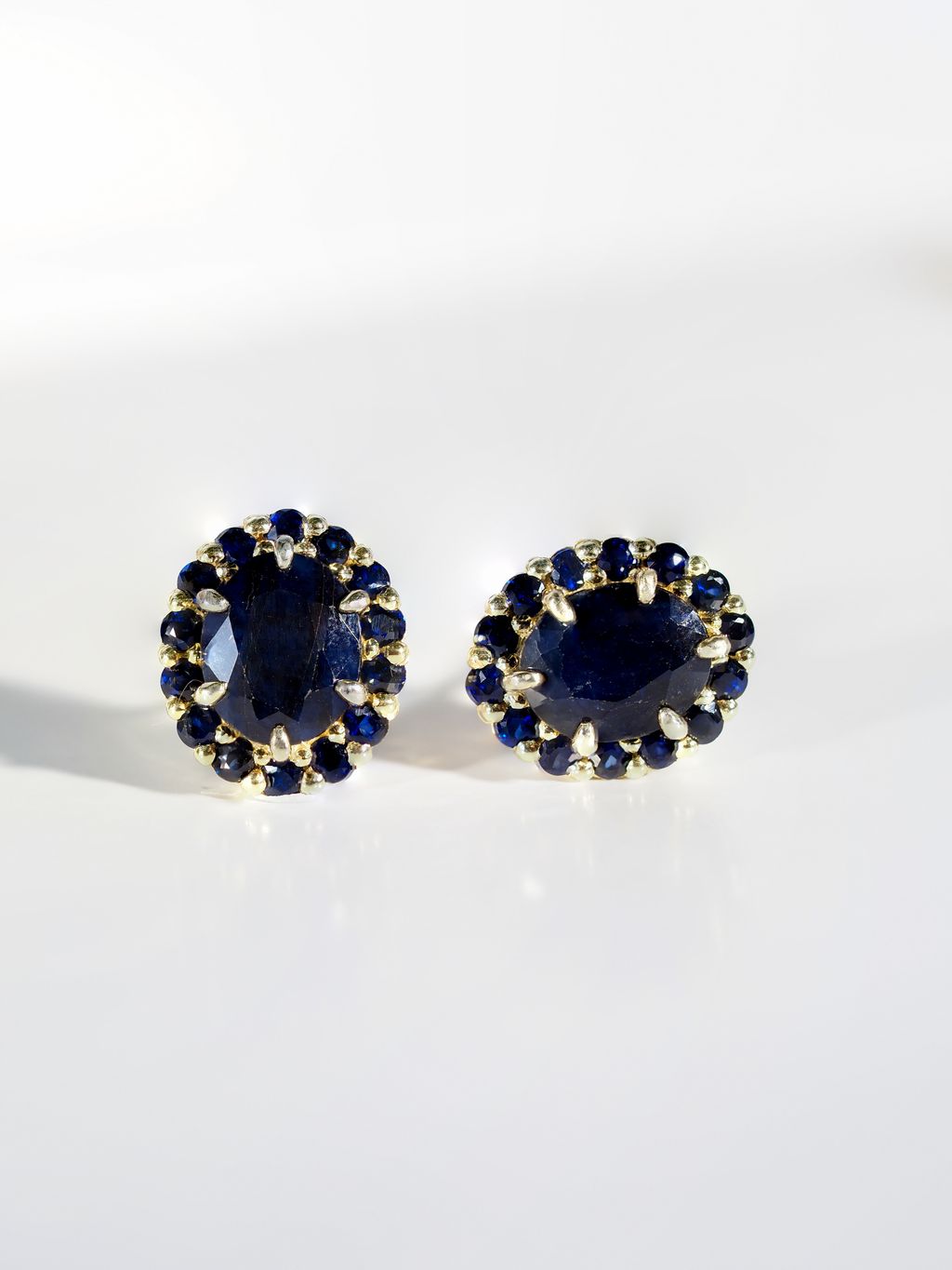 Blue Sapphire earrings axora