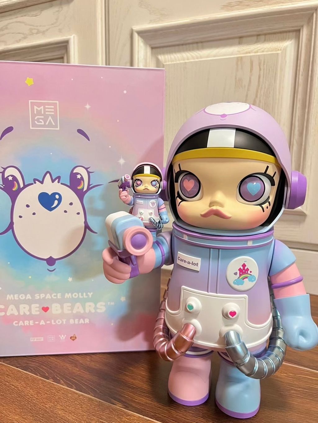 MEGA SPACE MOLLY x 愛心熊400% 1000%】 – Toyzs.shop
