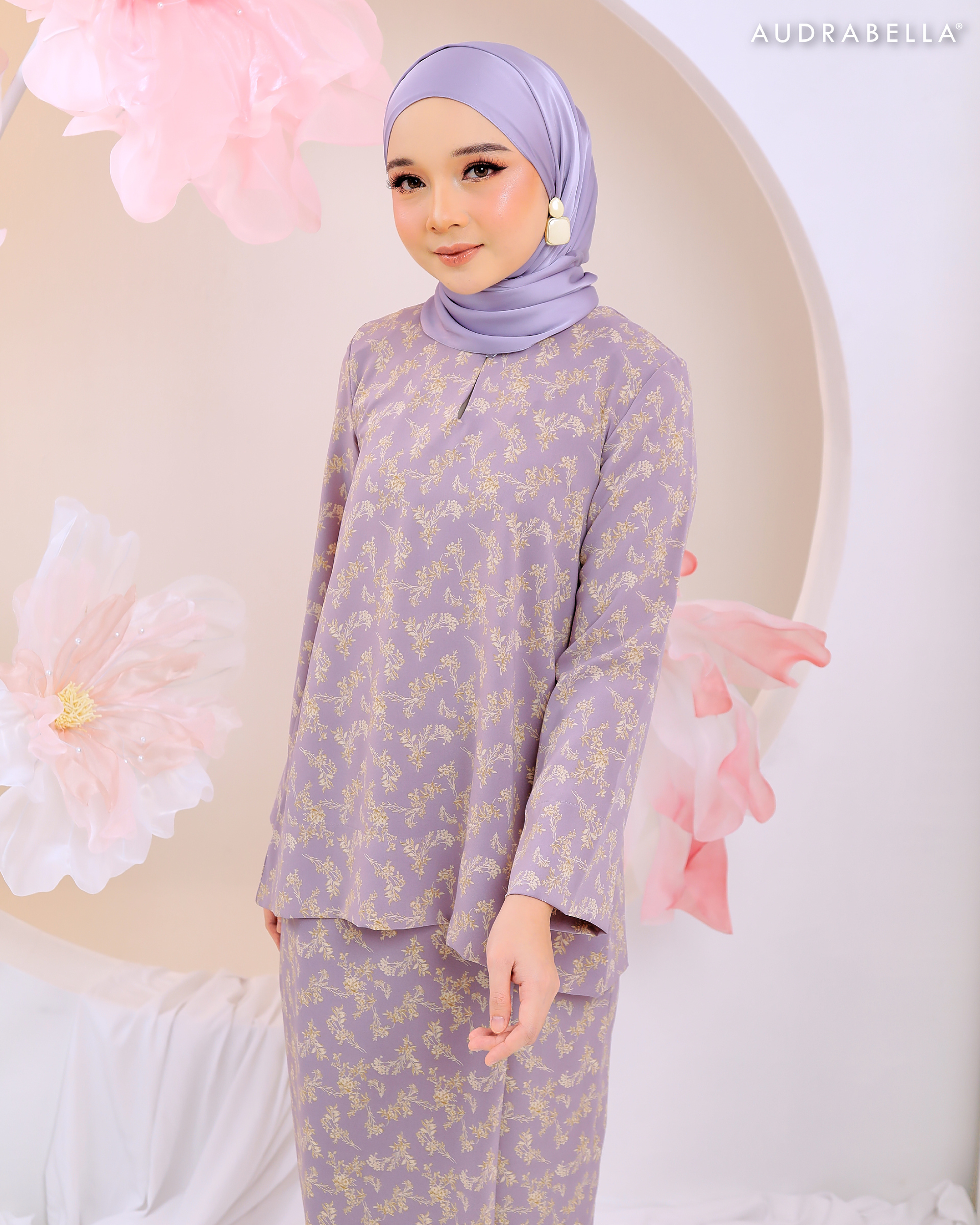 LIA001-04