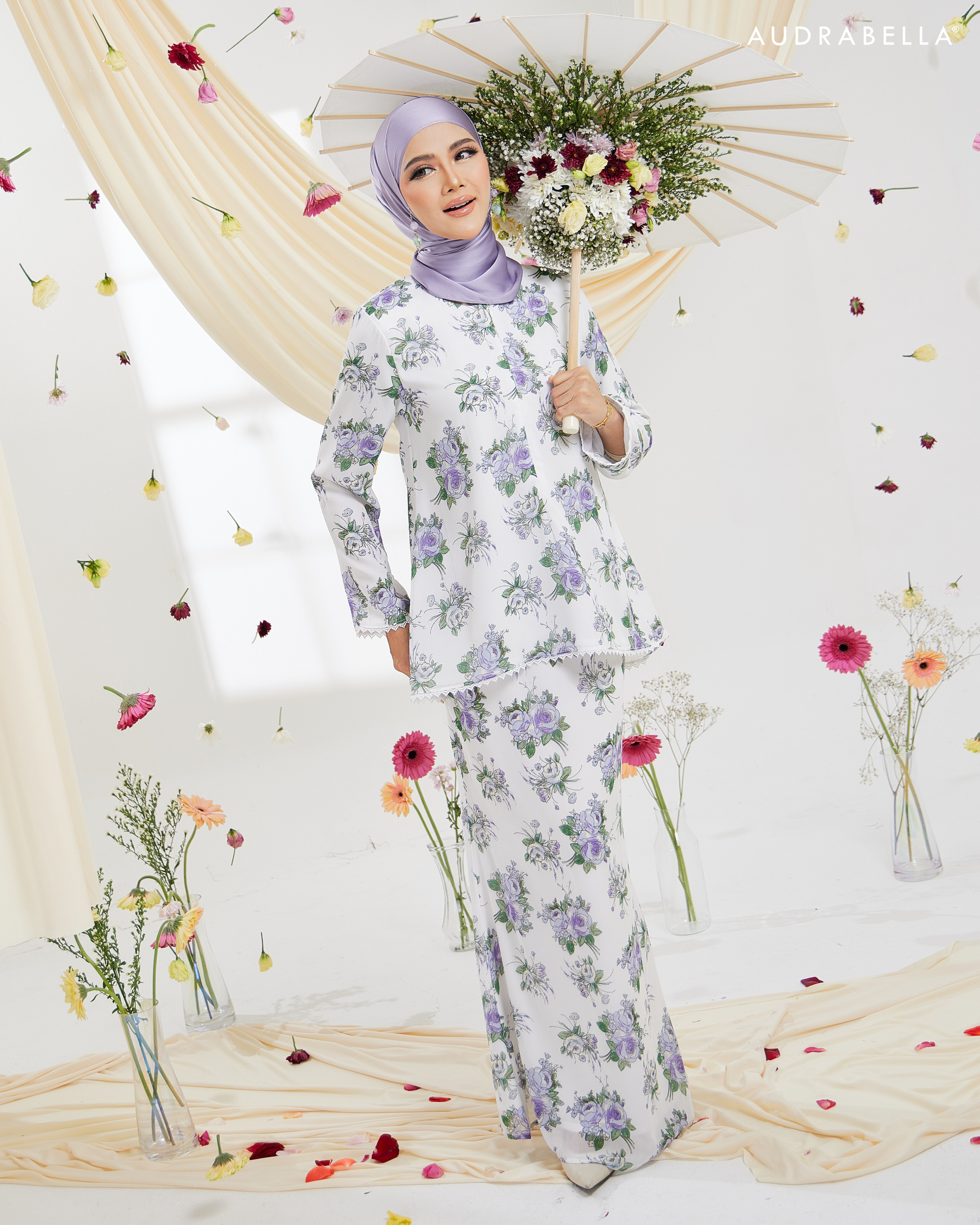 KATALOG LEIA003-04
