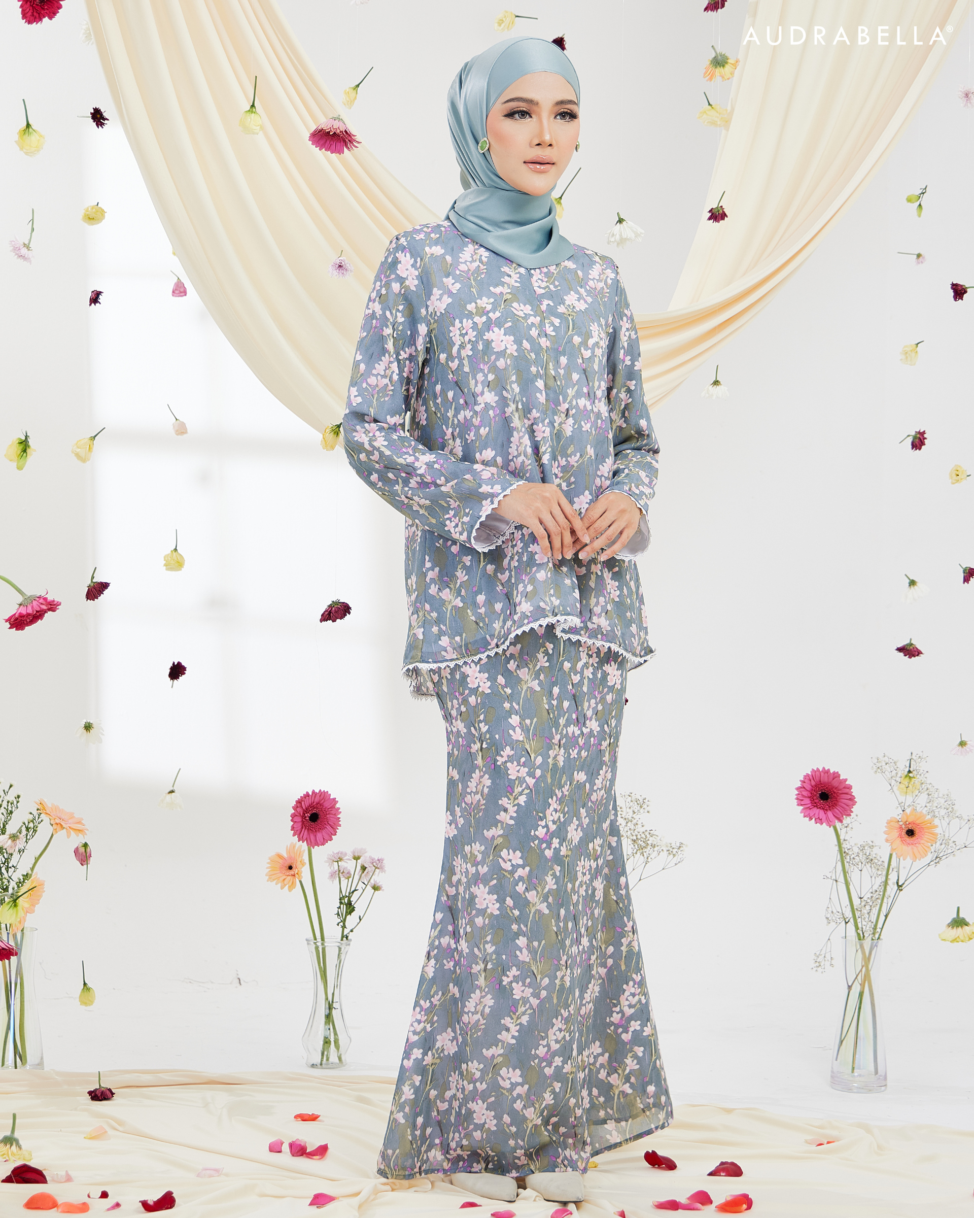 KATALOG LEIA001-04