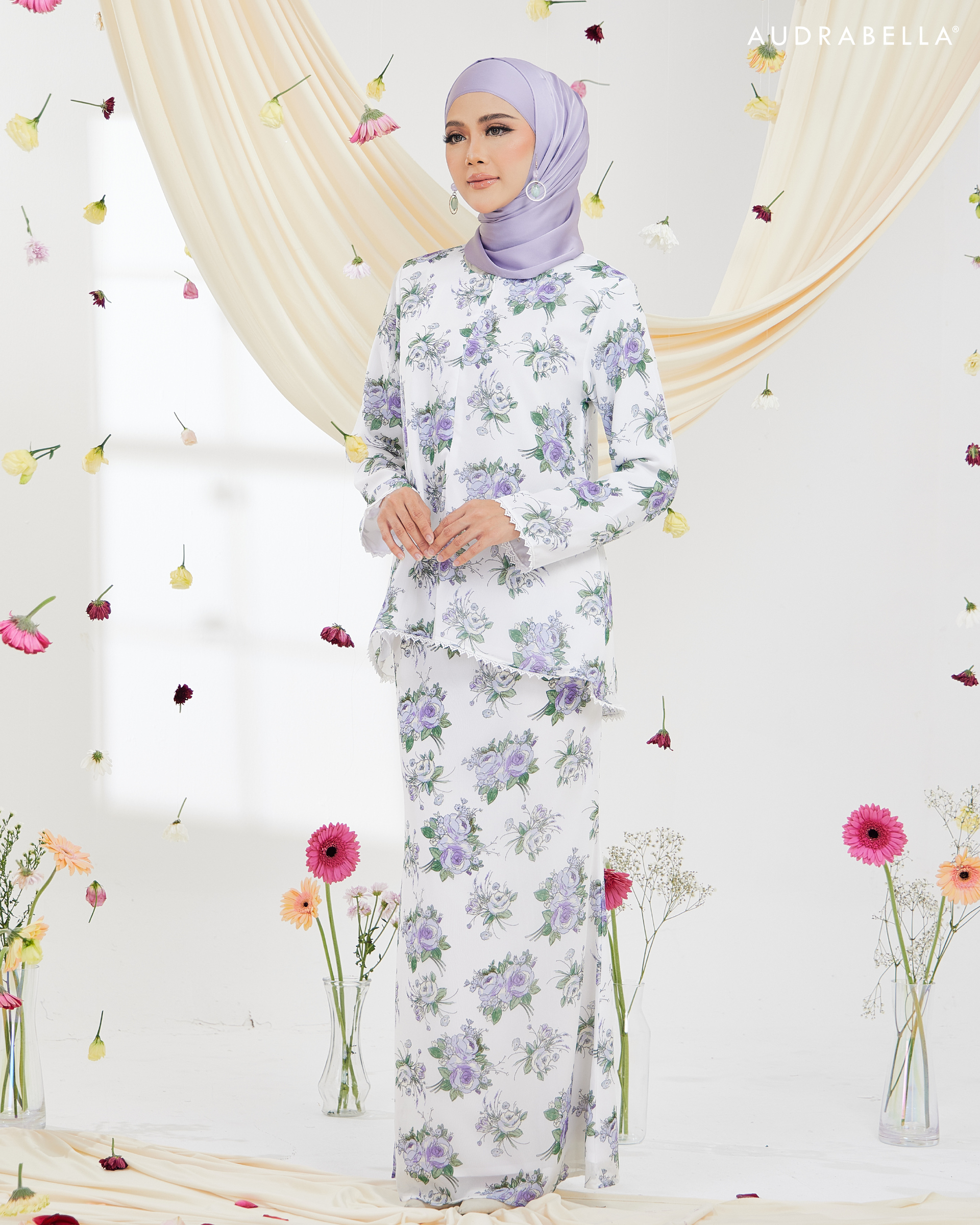 KATALOG LEIA003-02