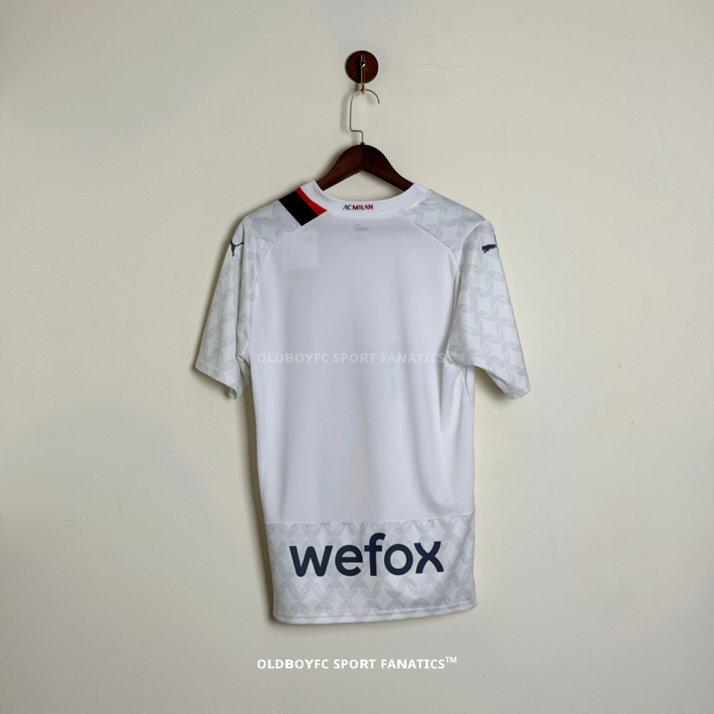AC米蘭 23/24 客場球迷版球衣 背面