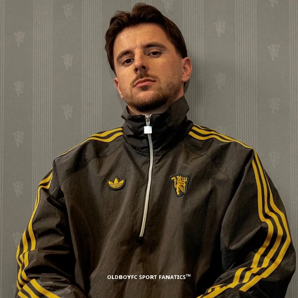 曼聯 TERRACE ICONS 半拉鍊外套 - JN2825