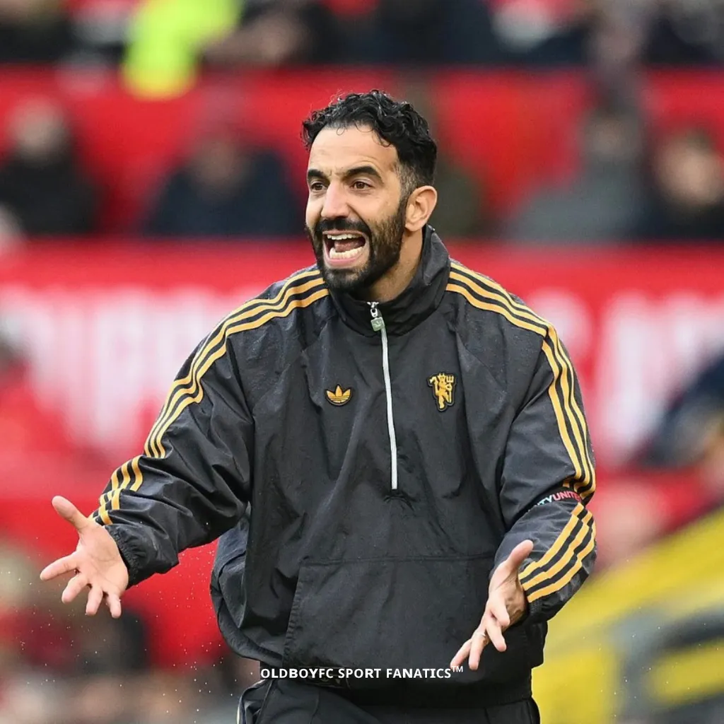 曼聯 TERRACE ICONS 半拉鍊外套 - JN2825