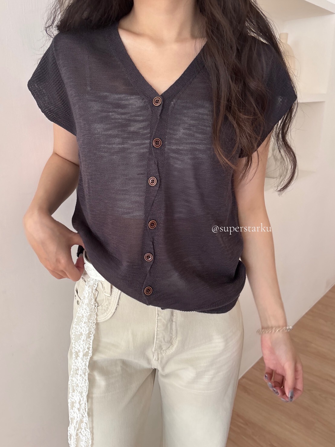 6770AED6-759F-47C7-BB6C-C05AF85E457F