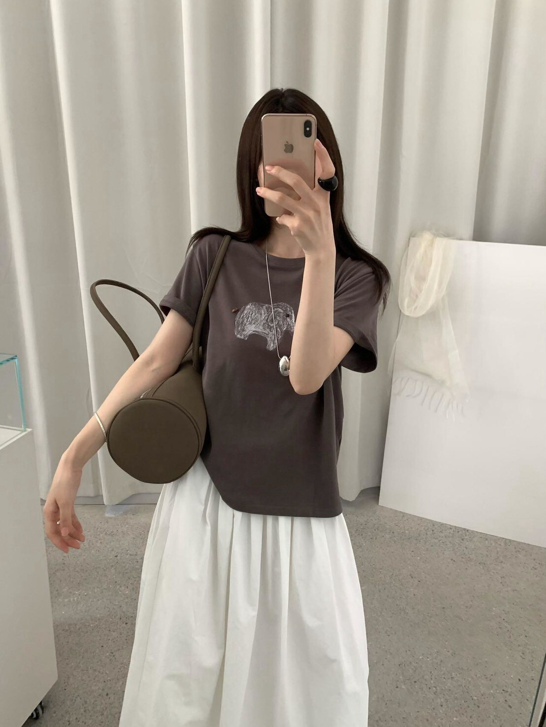 6B98B966-5FAB-41A8-83D4-E7683557BCD3