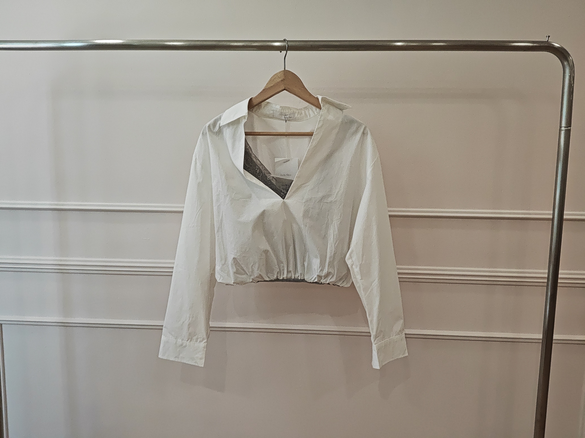 56a0d195-5e22-431c-8cee-eed501382adf2110674731911917012