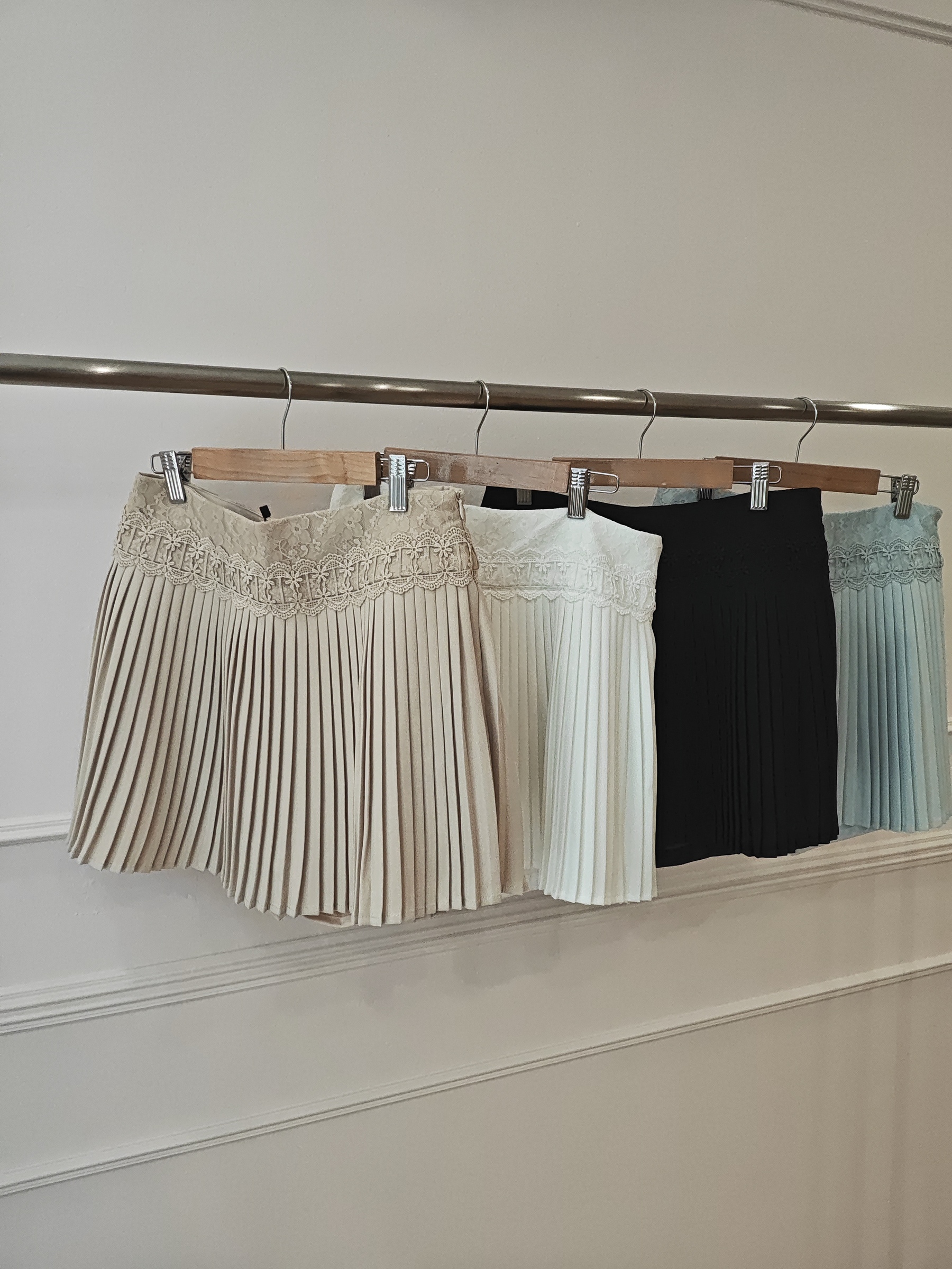 7829c581-2254-49a9-9b3a-77304aa999341696052067503790975