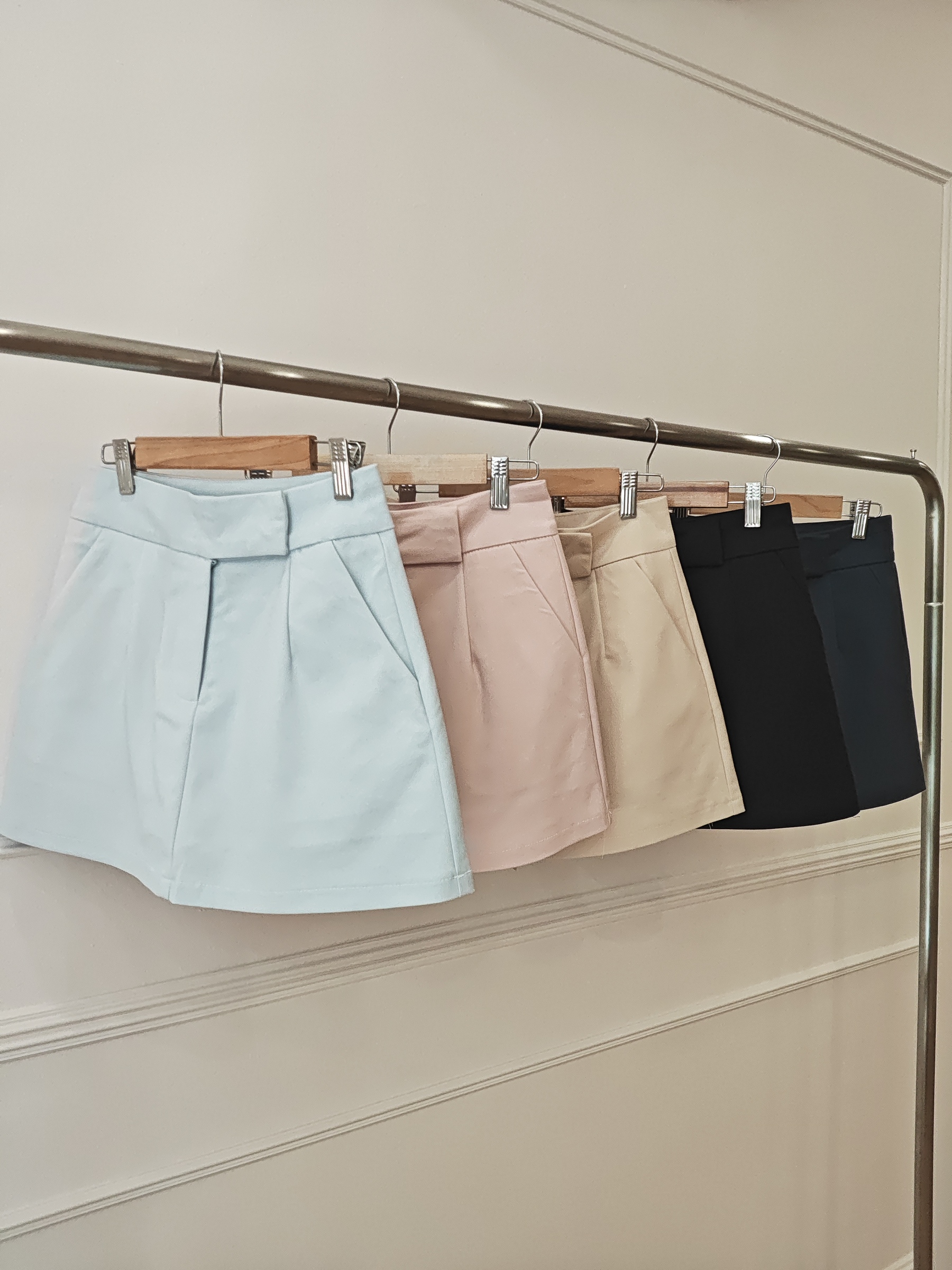 c19eaece-b532-47f0-8989-1076084e69e98412216046764598142