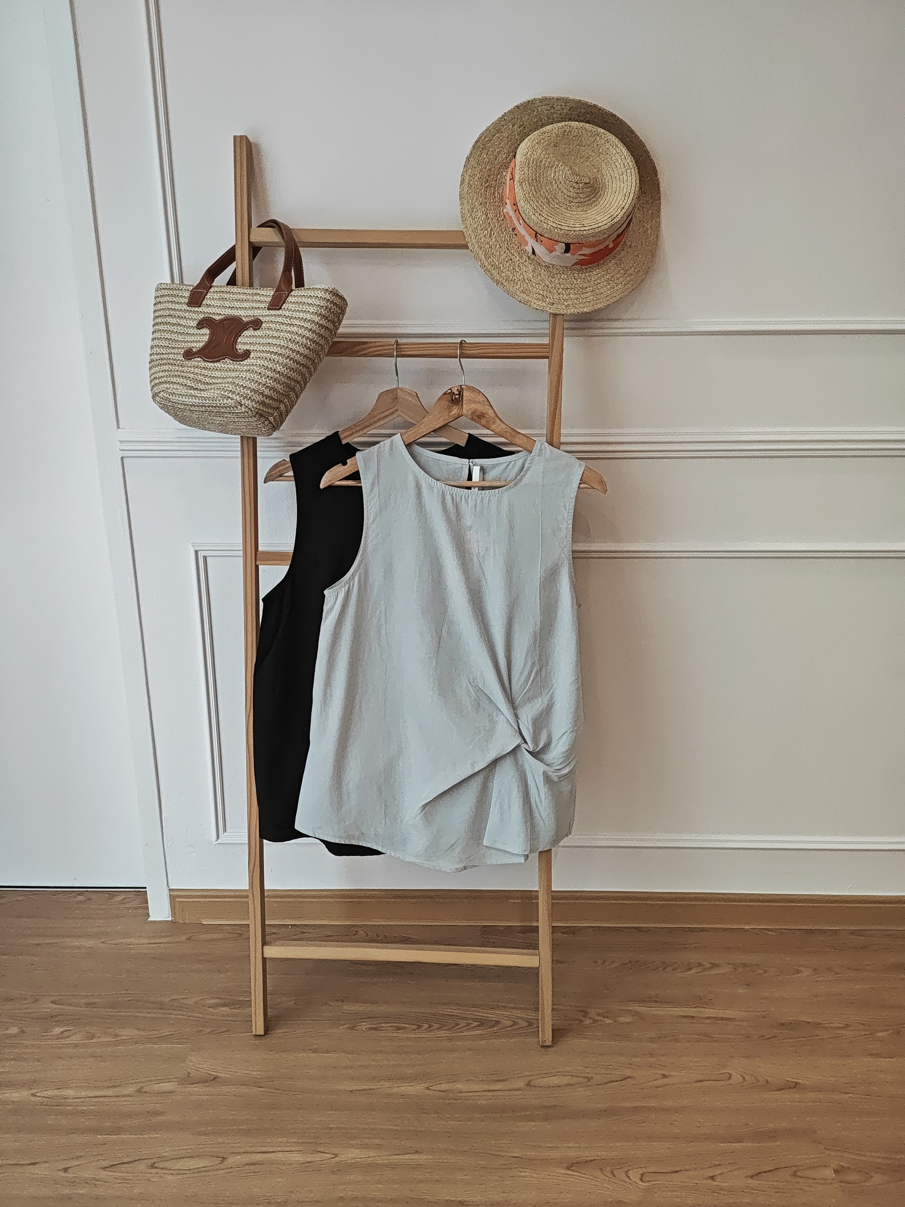 b6315651-0233-42e4-b0b8-27eb63d296f04138382544313562857