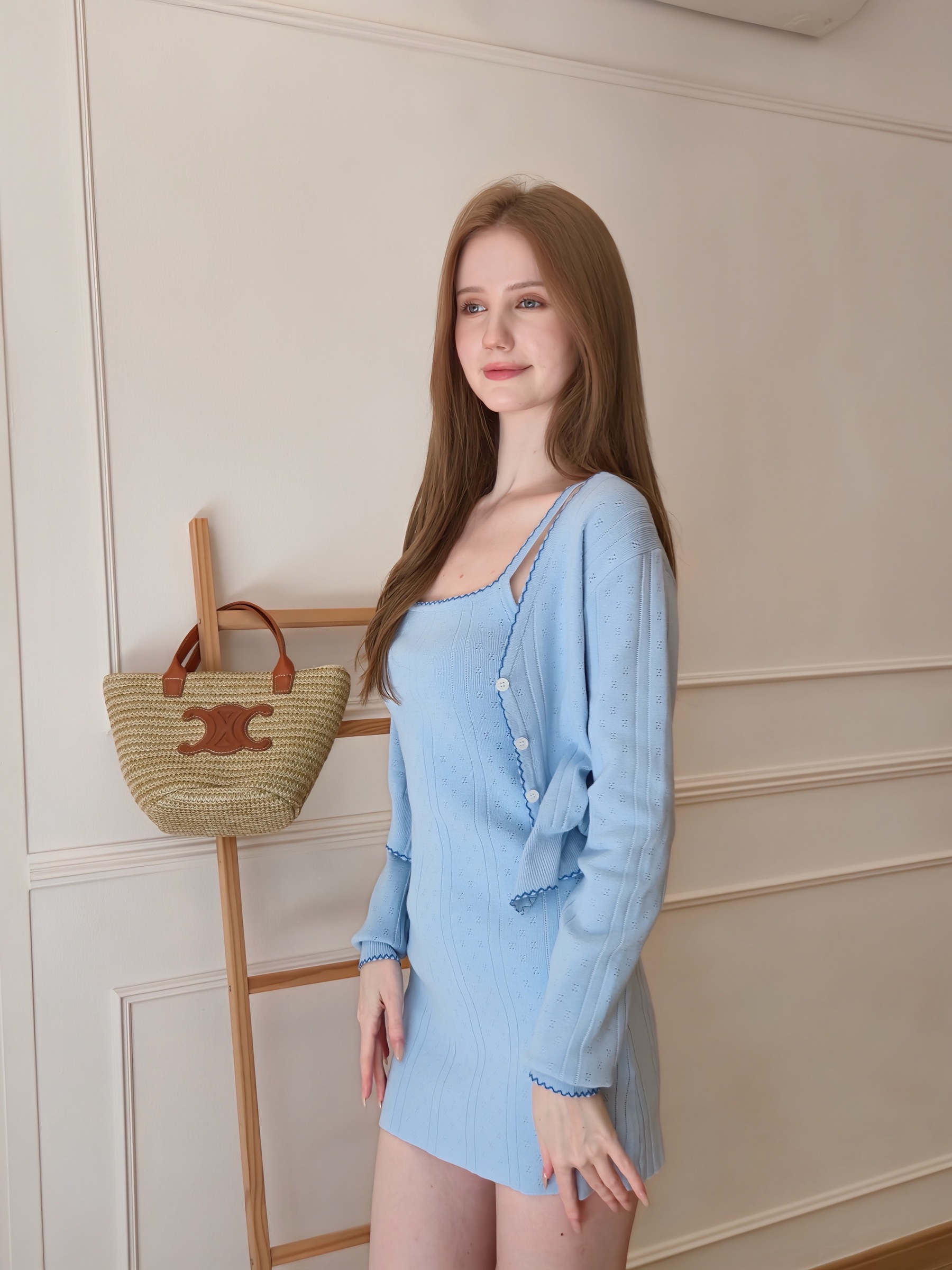 2025-10-10_22-29-47_001