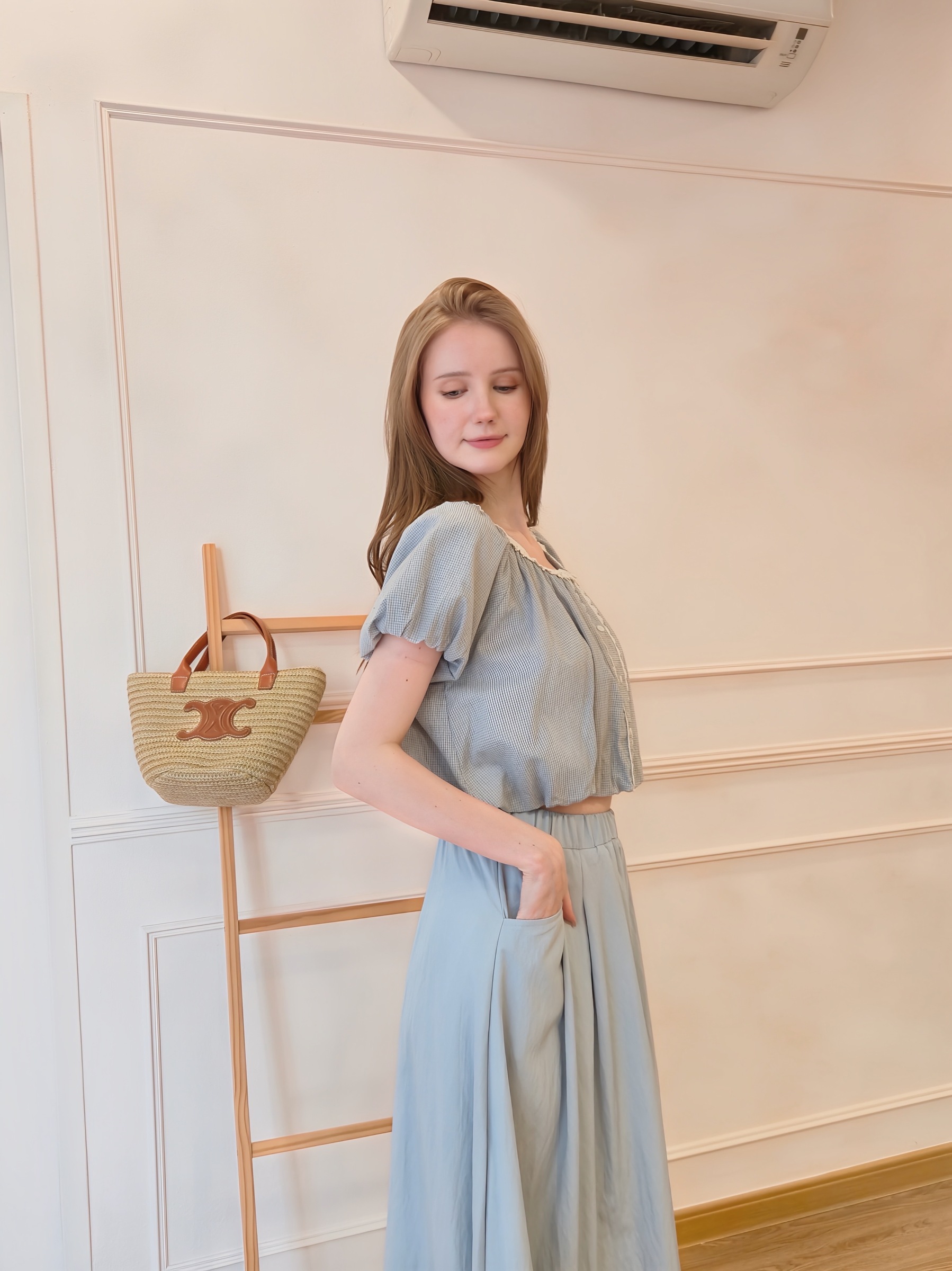 2025-10-10_23-42-43_005