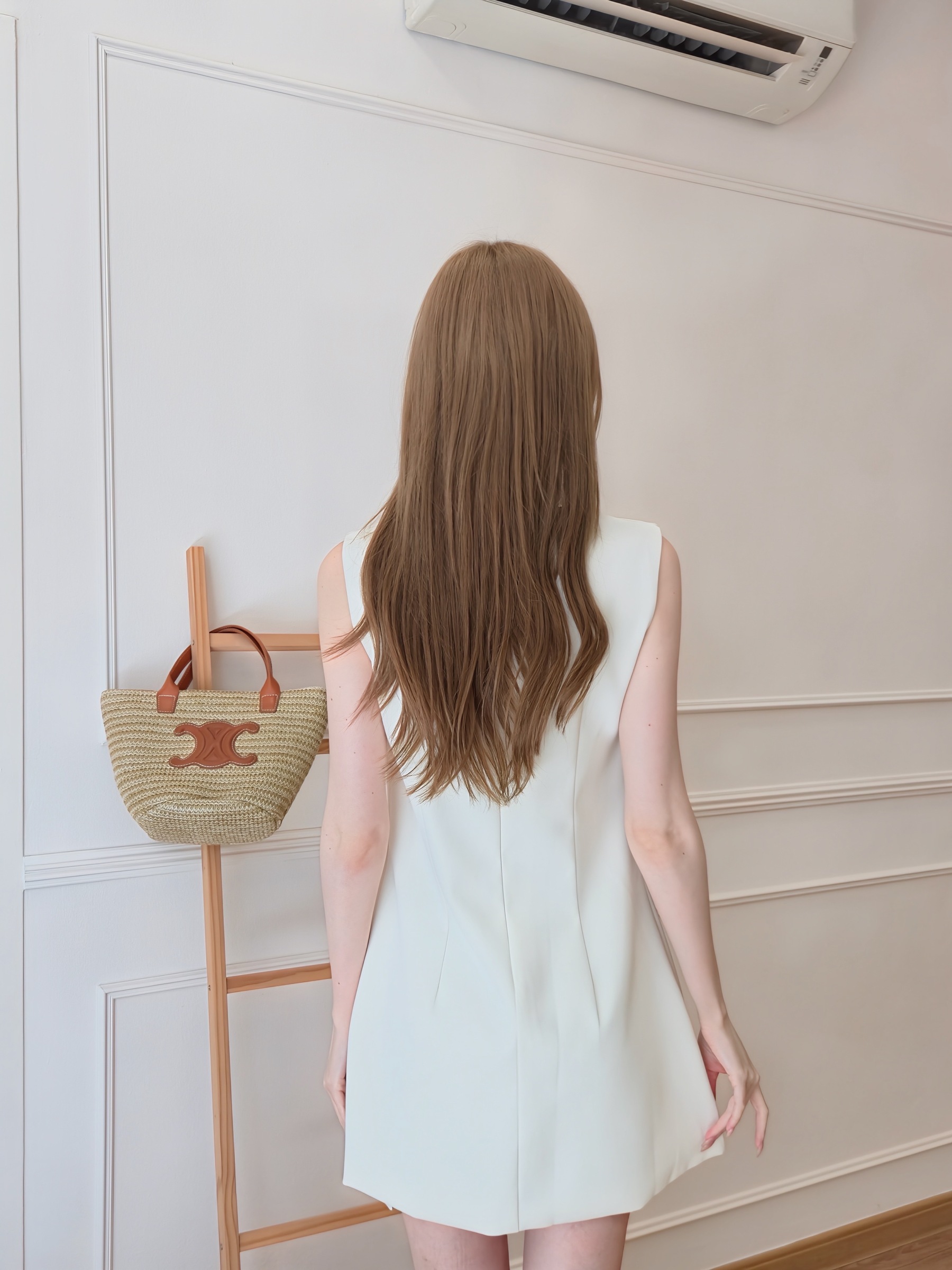 2025-10-10_22-19-43_006