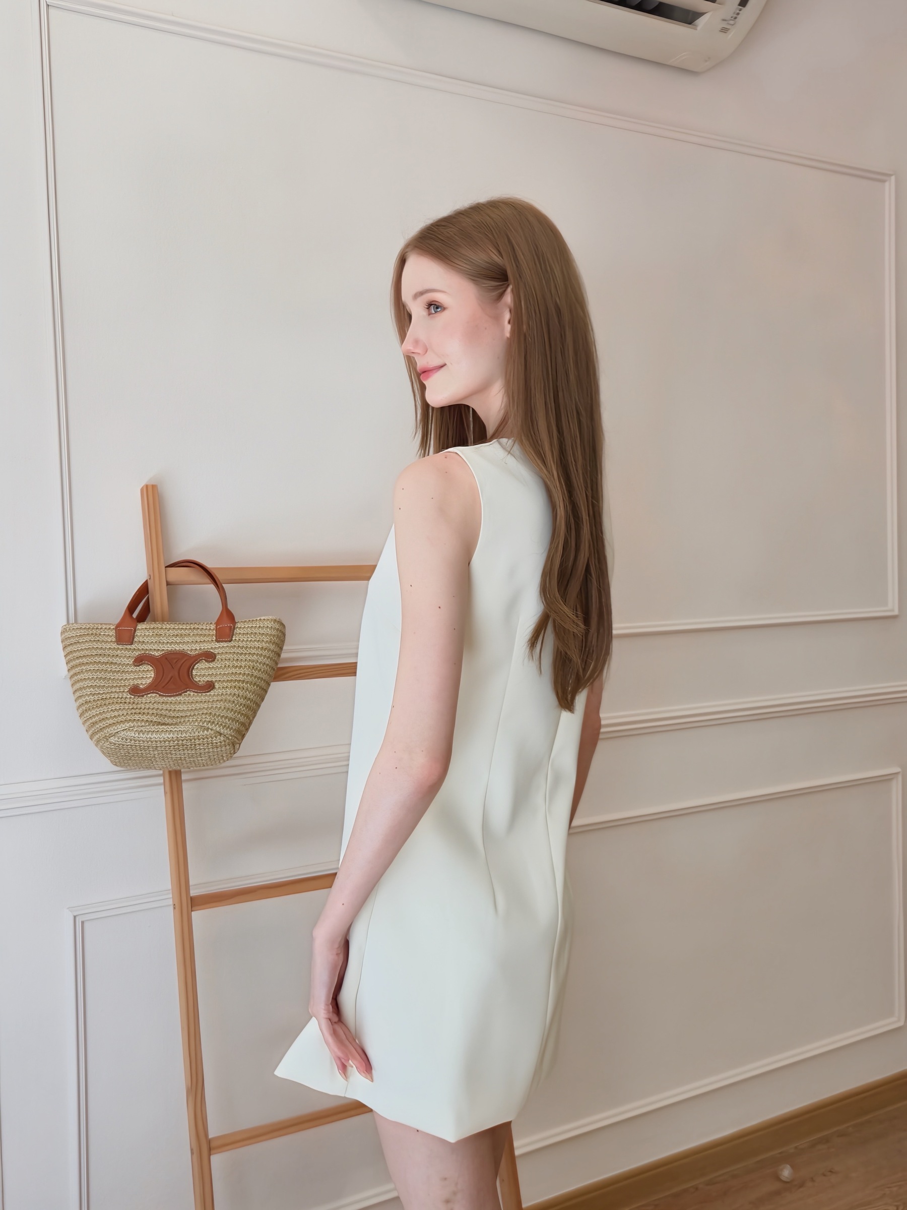 2025-10-10_22-19-43_005