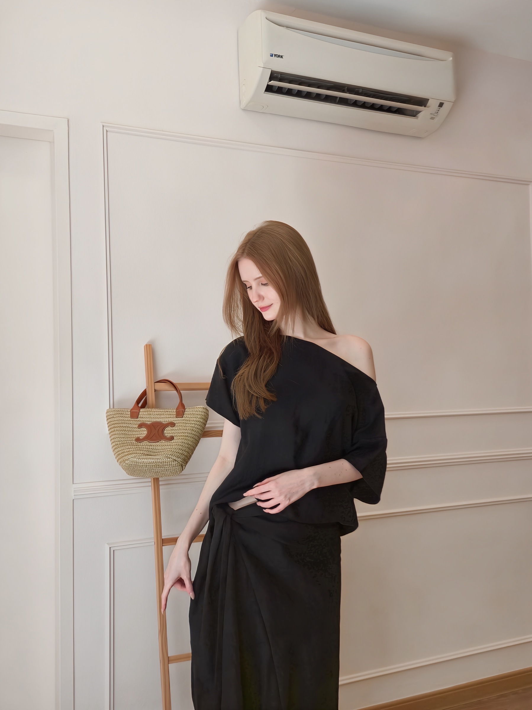 2025-10-10_23-20-05_003