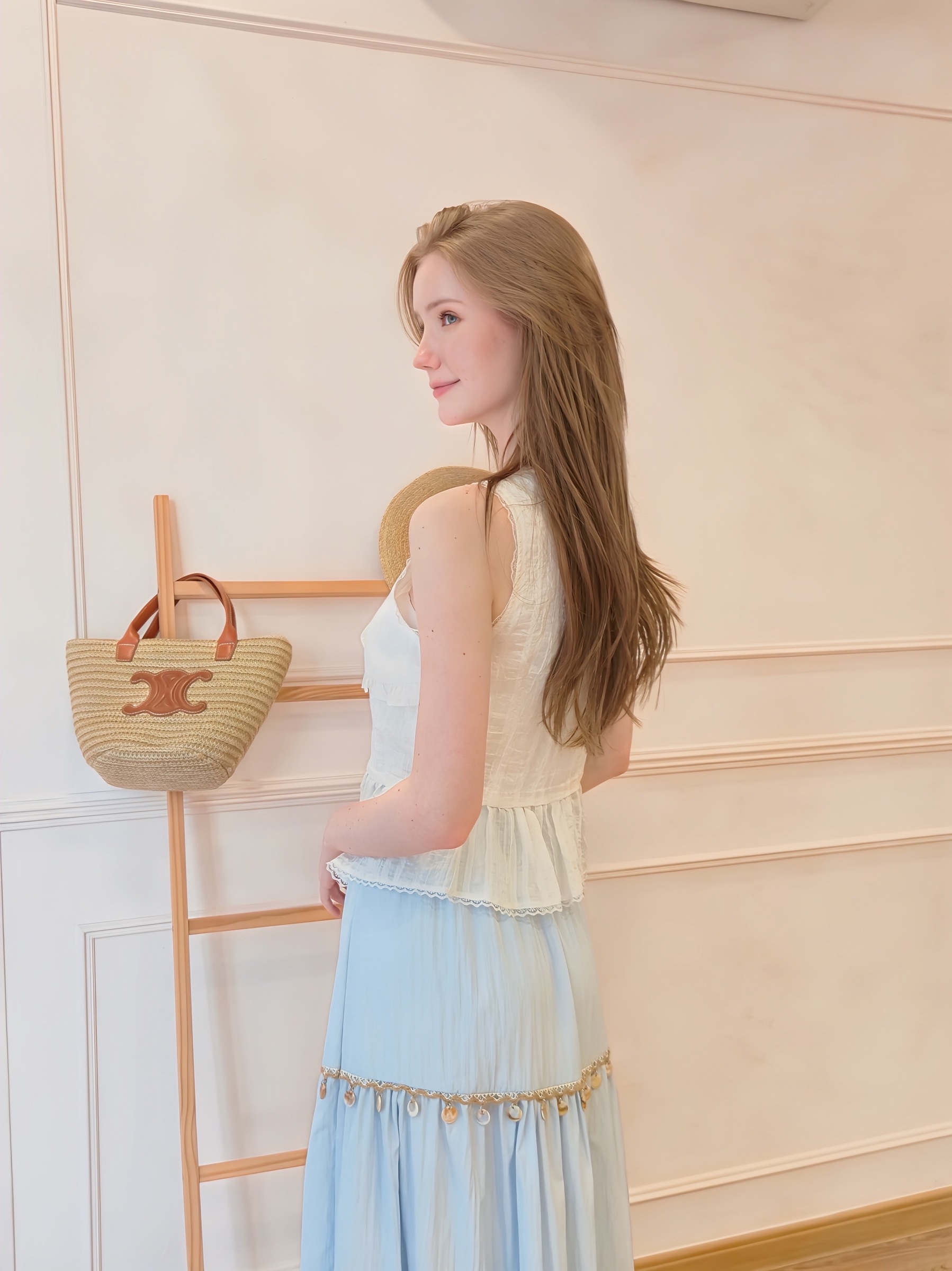 2025-10-10_23-45-57_008