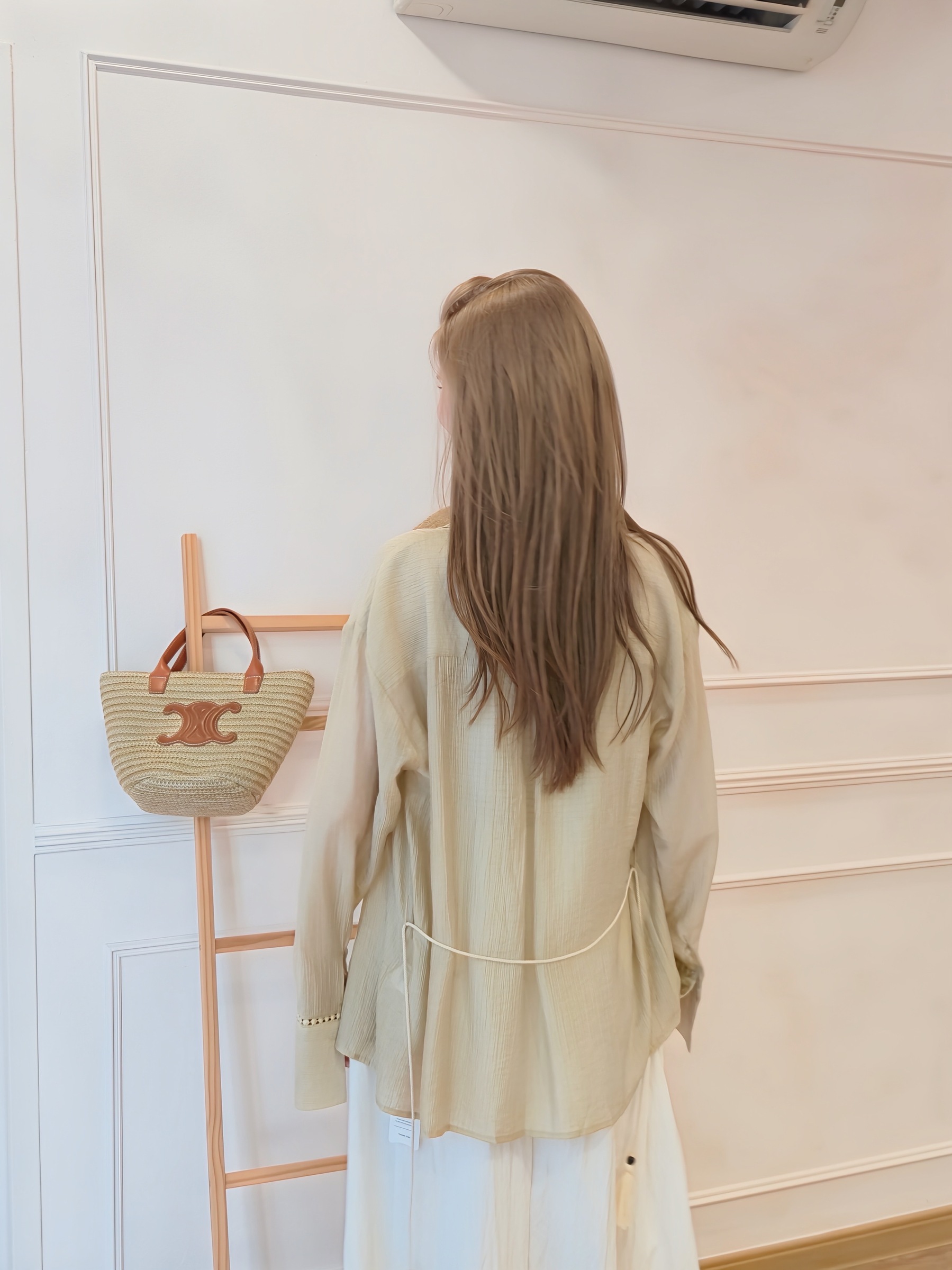 2025-10-10_23-48-33_006