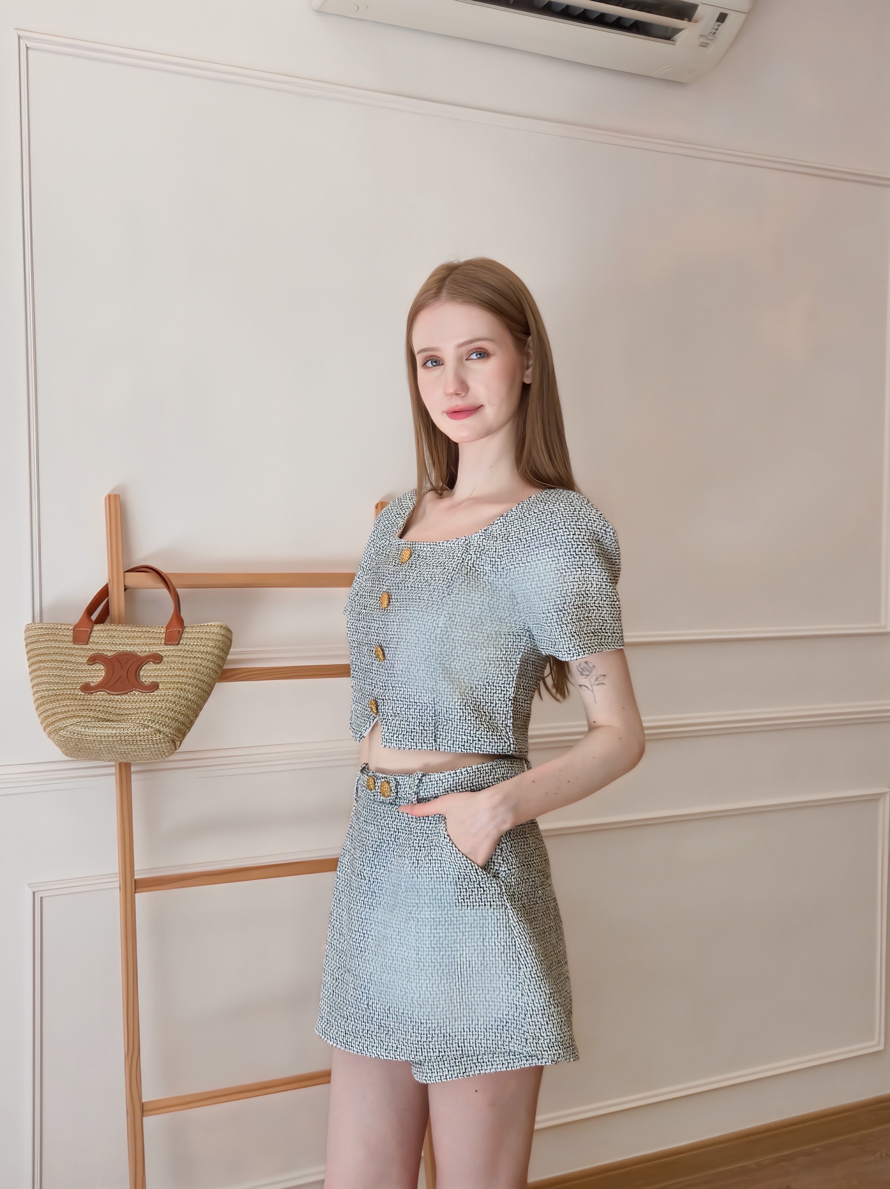 2025-10-10_23-22-52_001