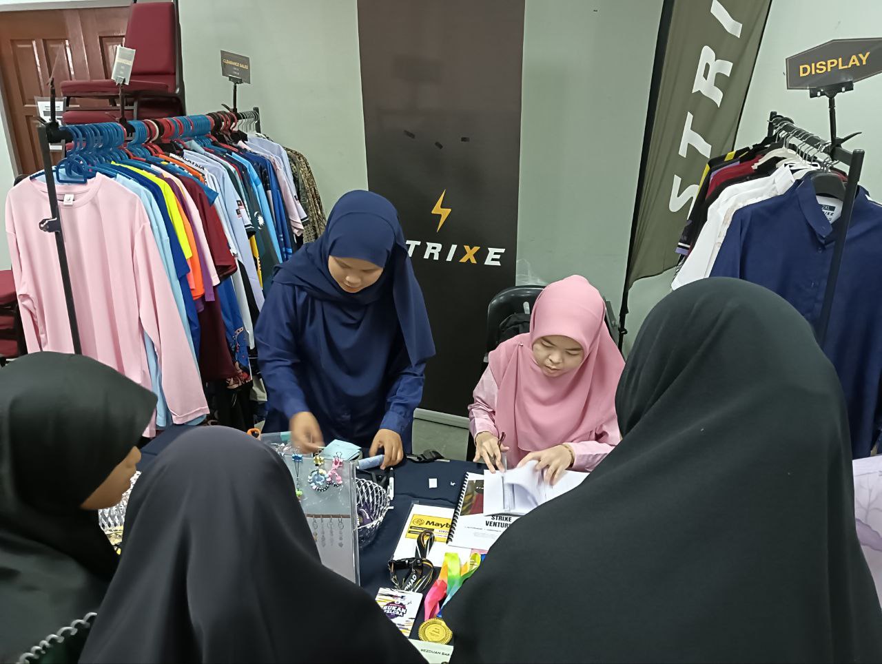 photo_6320991004495908159_y