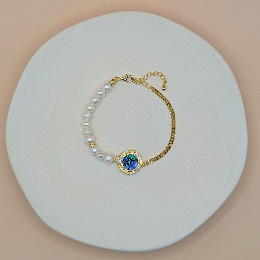 Shell Medallion｜彩貝圓墜淡水珍珠拼接手鍊