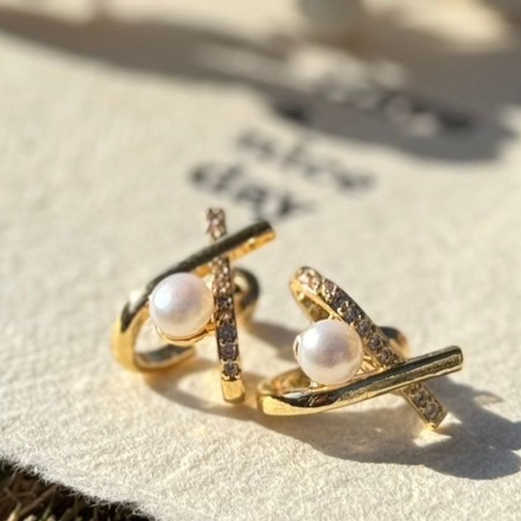 Entwine｜璀璨交織珍珠耳環