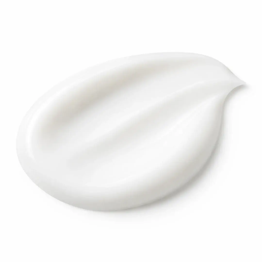 Lightweight creamy texture of SEGAR TXA luminous brightening formula for even skin tone care