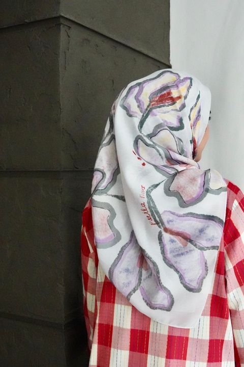 58f7a4cc-81f0-4481-98c6-77a78e7552ce 2