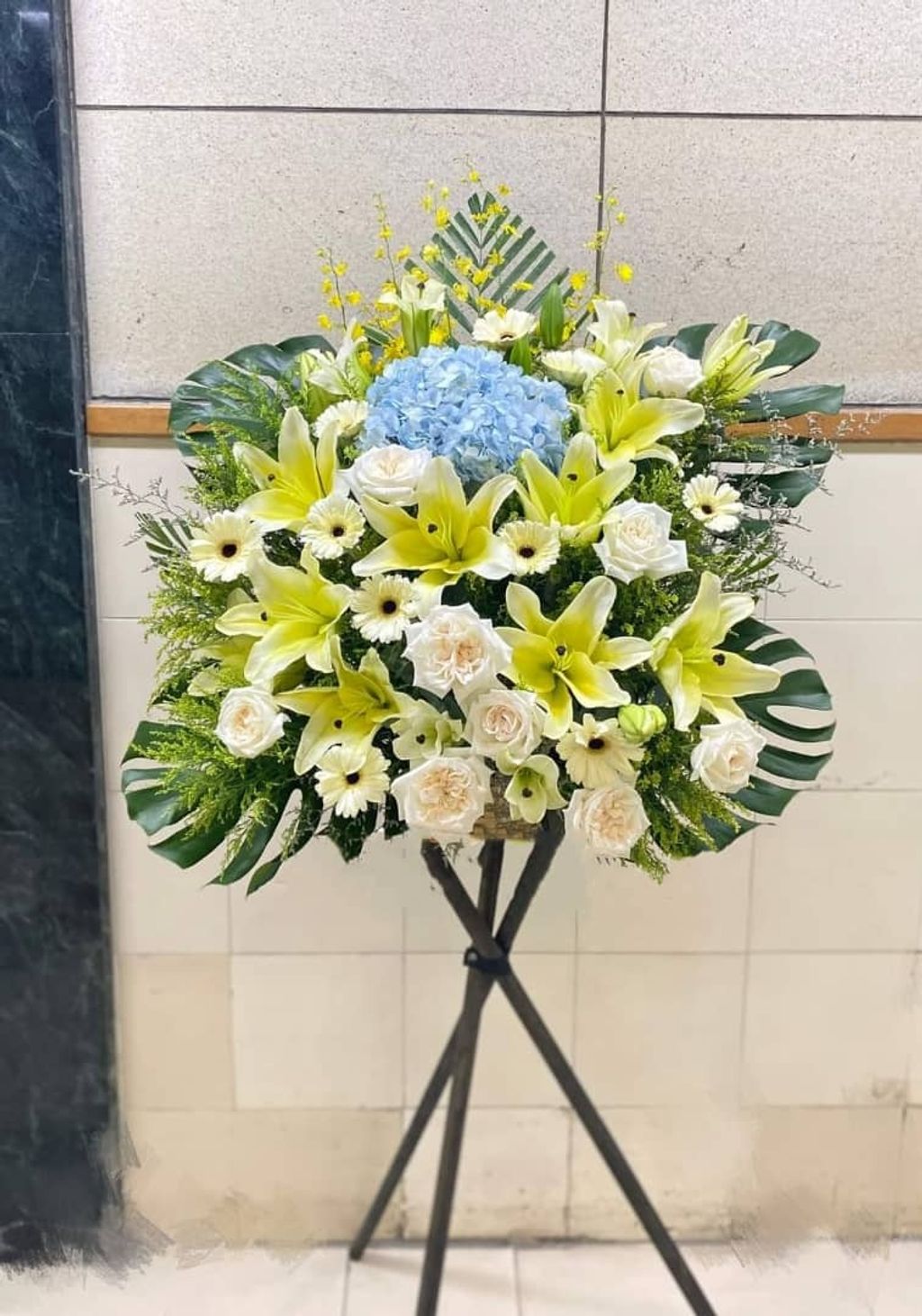 Condolences Flower Stand 45