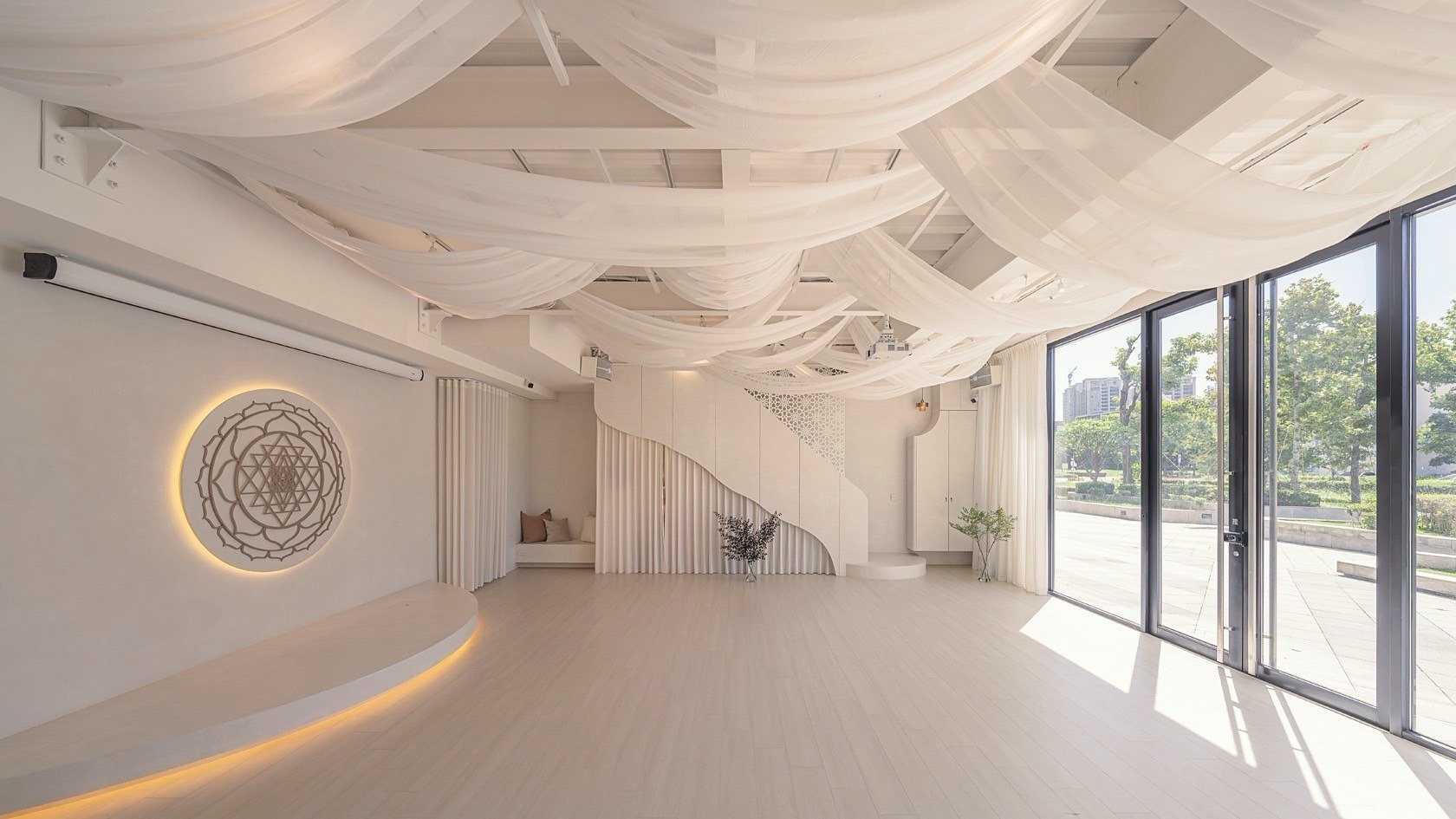 蘊光 Sri Yantra Hall