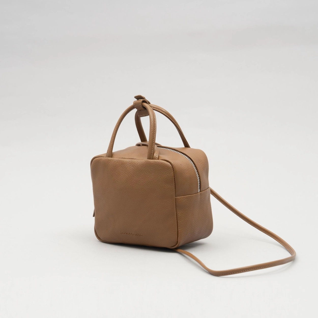 O1CN01PBchk42HGqn65qE5H_!!852989124