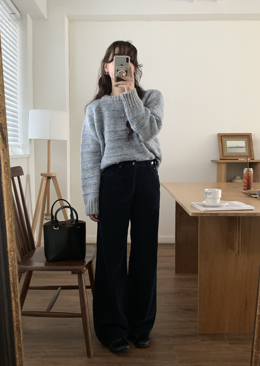 image_1764921611999_1000